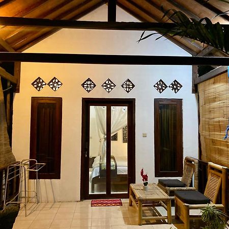 Zoe Bungalows Gili Trawangan Buitenkant foto
