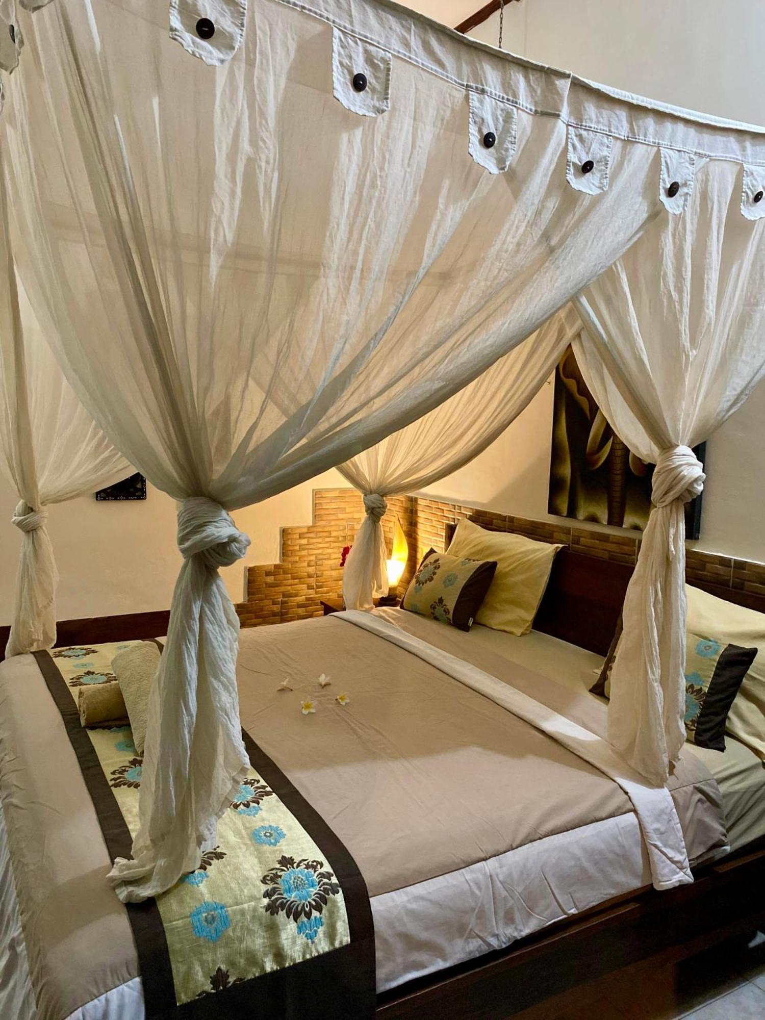 Zoe Bungalows Gili Trawangan Buitenkant foto